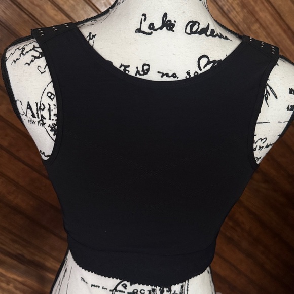 Post-Surgery Compression Bra, Size M,L - Picture 2 of 5